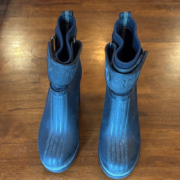 Sorel Medina Black Platform Rubber Waterproof Boots for Women - Picture 2 of 7